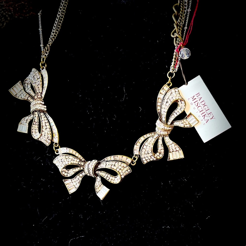 Badgley Mischka Elegant Necklace